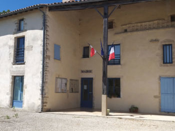 Mairie de Cours (79)